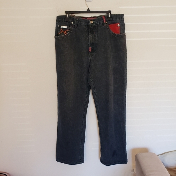 LNA Roots & Equipment Embroidered Jeans w/Distressing on the legs Size 38 GUC - Picture 1 of 13